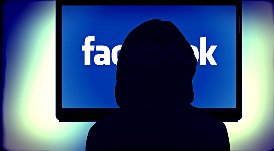 Image: US government gags Facebook in 60% of user data requests (Video)