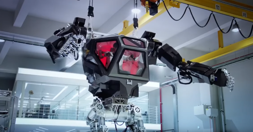 Image: Terrifying 13ft Avatar Robot: South Korean ‘War Machine’ Mimics Human Pilot (Video)