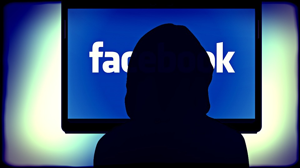 Image: What Facebook is Doing to Your Health and Lifestyle (Video)